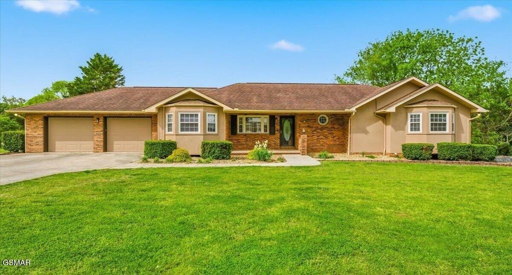 209 Lavista Drive, Maryville