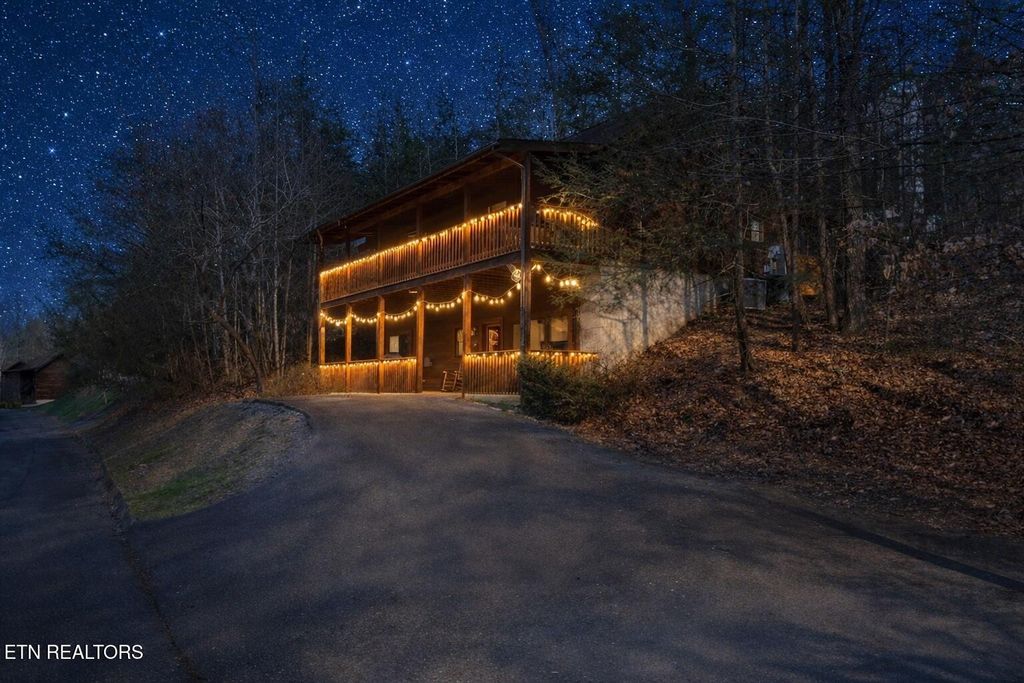 653 Eagles Boulevard Way, Pigeon Forge