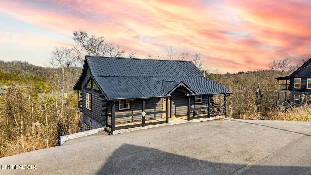 2104 Eagle Feather Drive, Sevierville