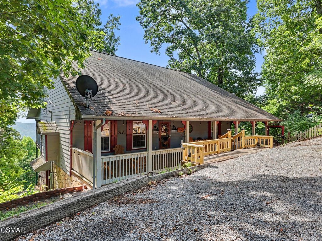 714 Shell Mountain Road, Sevierville