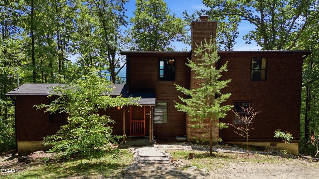 2749 E End Road, Sevierville