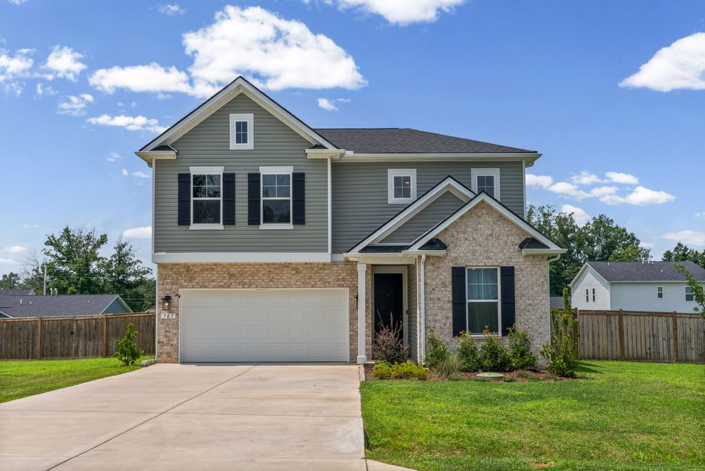 707 Chestnut Bend, Dickson