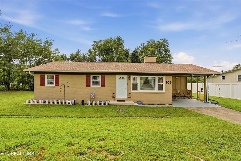 103 Independence Lane, Oak Ridge
