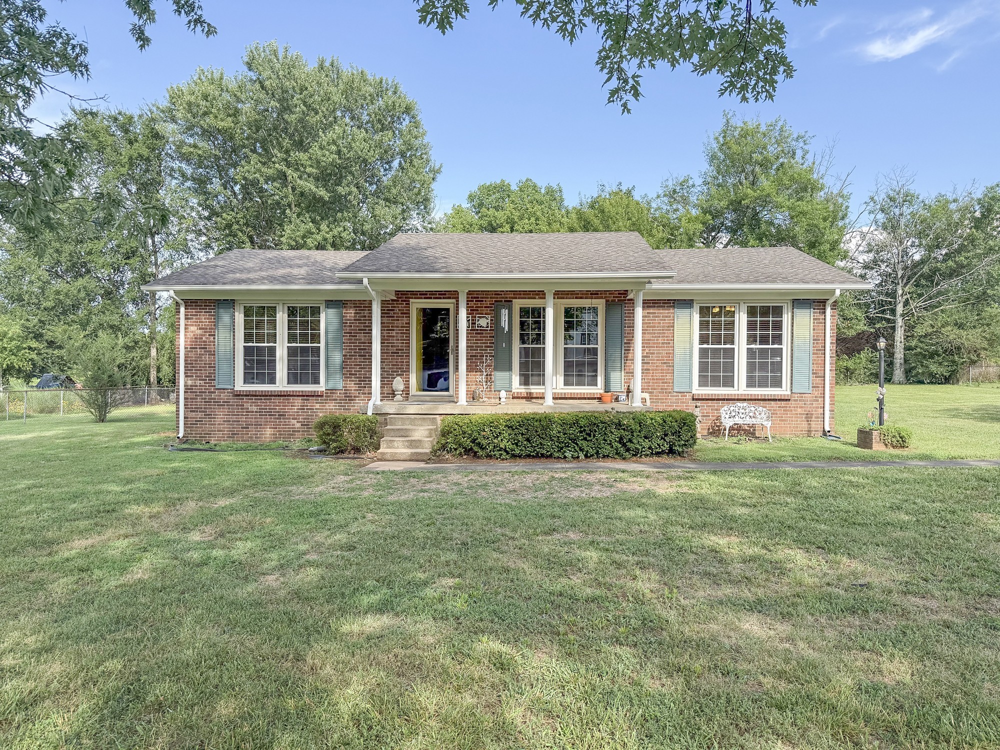Photo of Listing #3302271