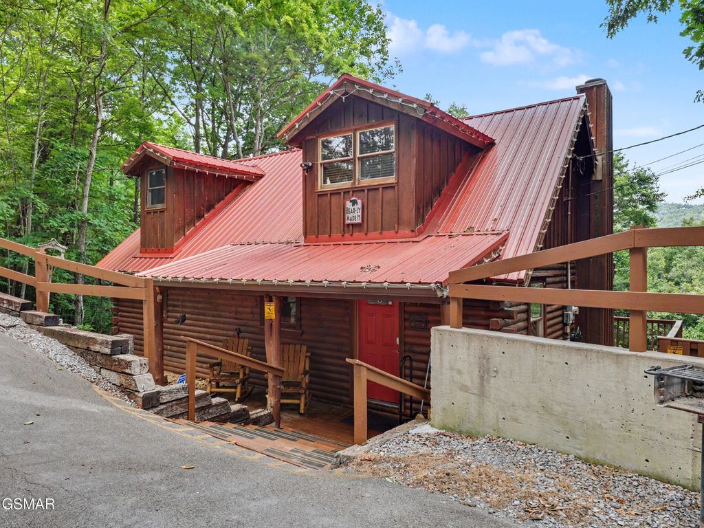 910 Ski View Lane, Sevierville