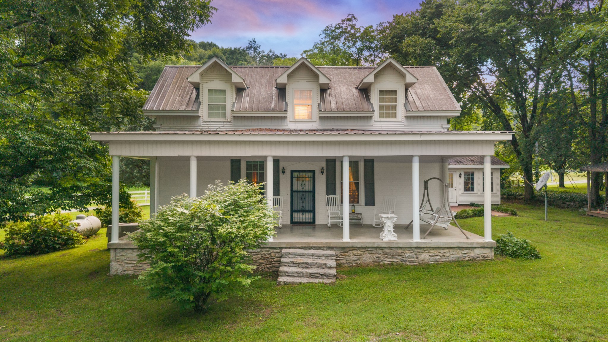Photo of Listing #3302511