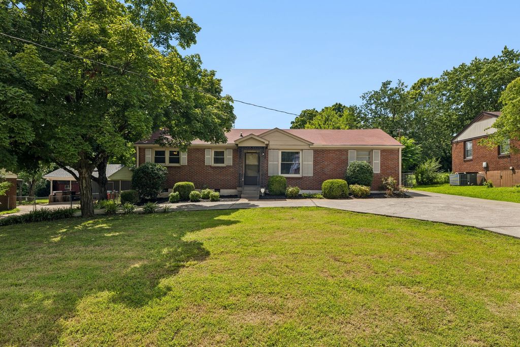 3115 Southlake Dr, Nashville