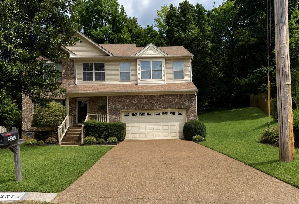 2337 Willesden Green Ct, Hermitage