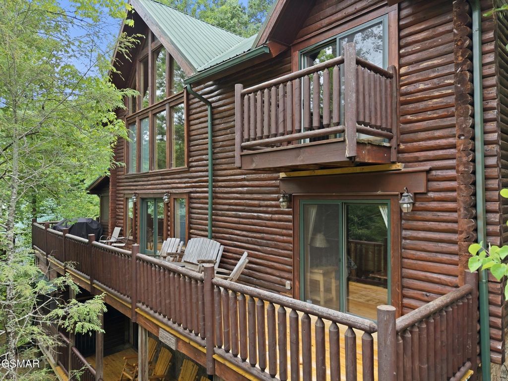 2920 Raven Fork Circle, Sevierville