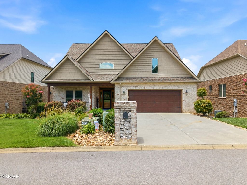 705 Waters Edge, Dandridge