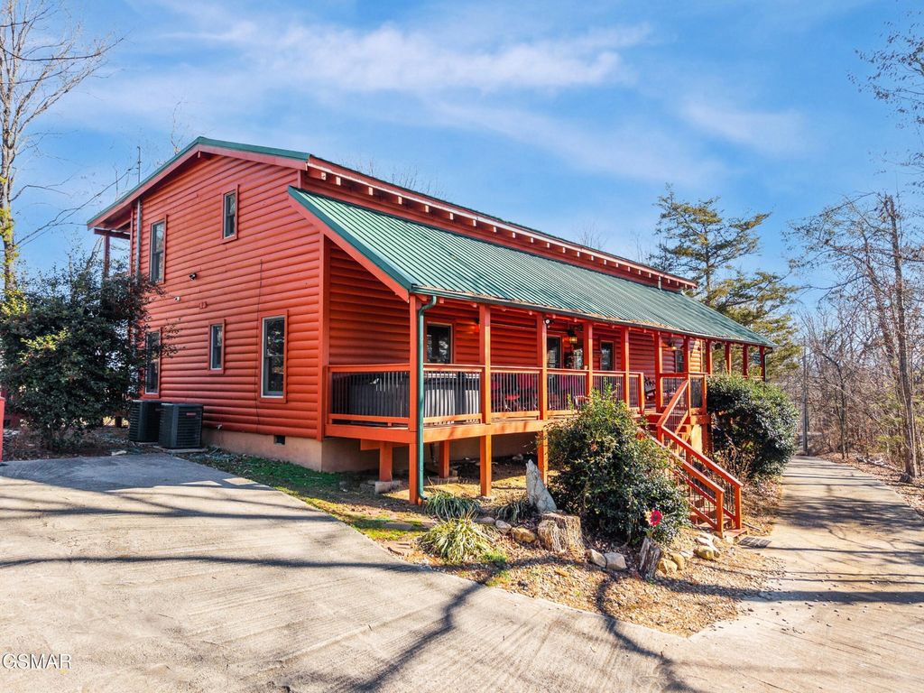 1707 Ridgecrest Drive, Sevierville