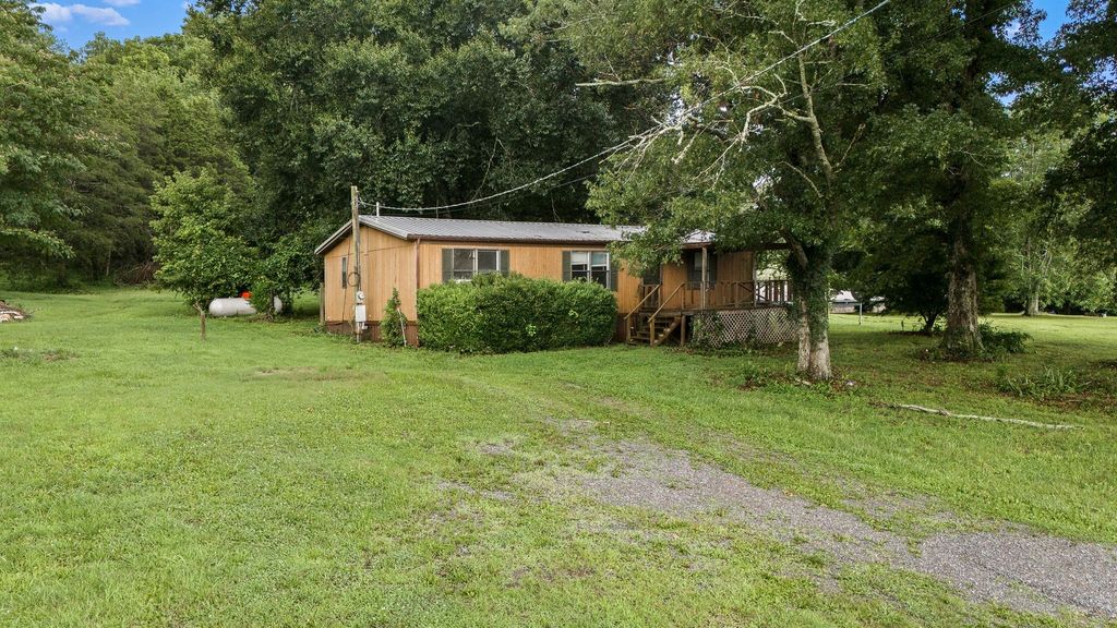 97 Delina Boonshill Rd, Petersburg