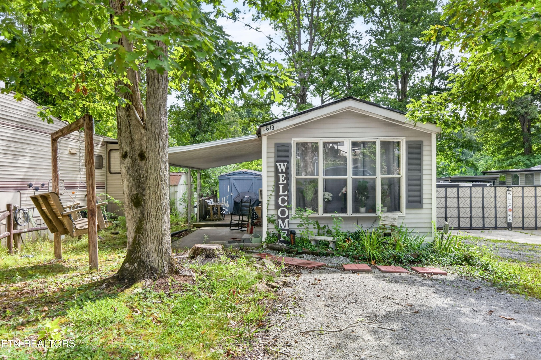 Photo of Listing #3304204