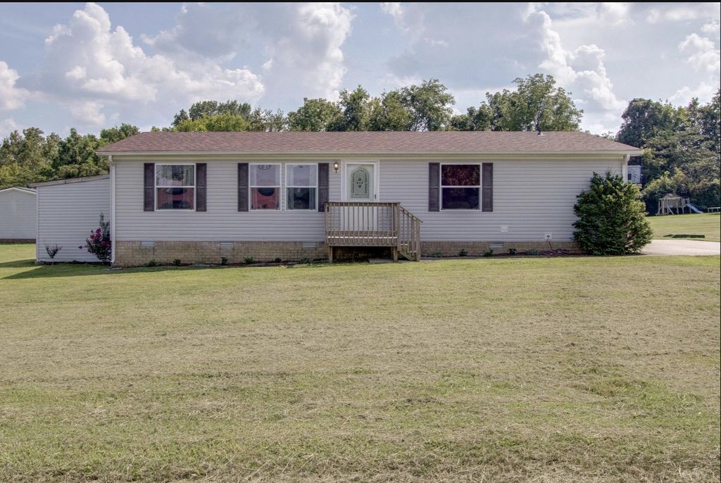 105 Southpark Cir, Gallatin