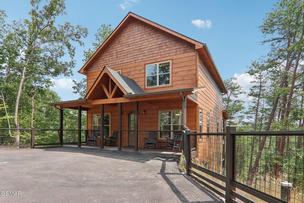 2616 Dogwood Loop Drive, Sevierville