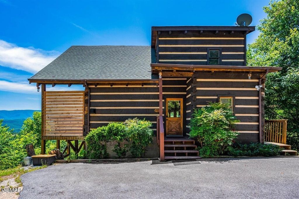 2086 Bluff Mountain Road, Sevierville