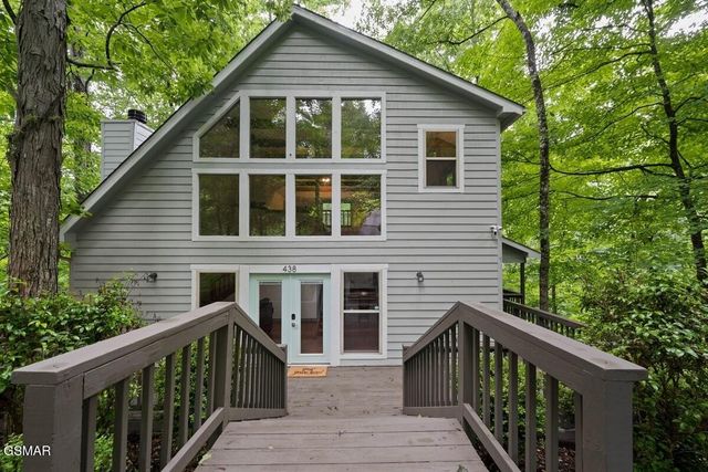 438 Laurel Road, Townsend