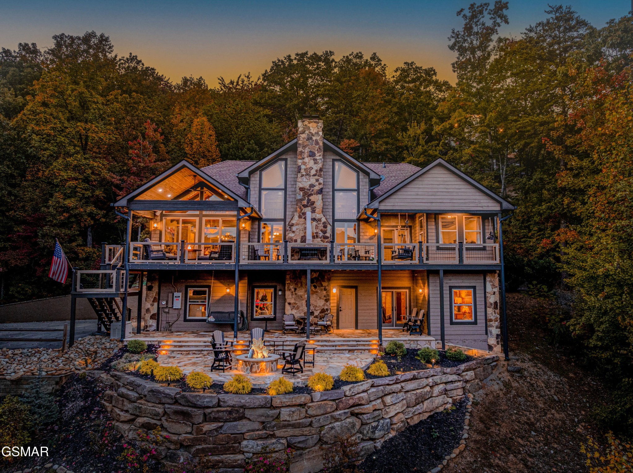 Photo of Listing #3304409