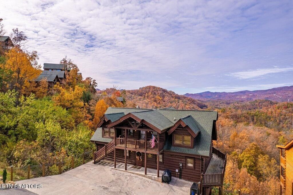 922 Black Bear Cub Way, Sevierville
