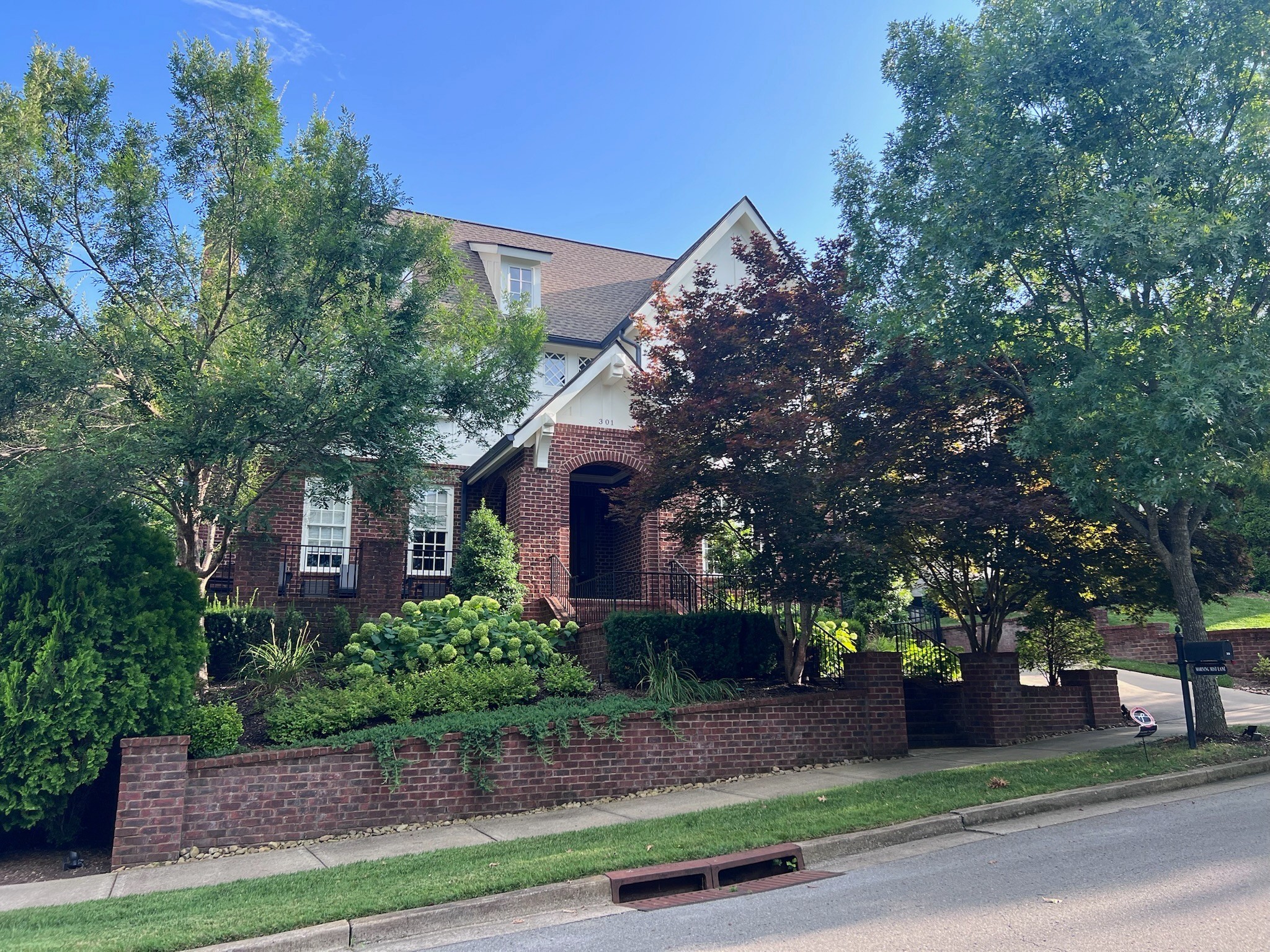 Photo of Listing #3304707