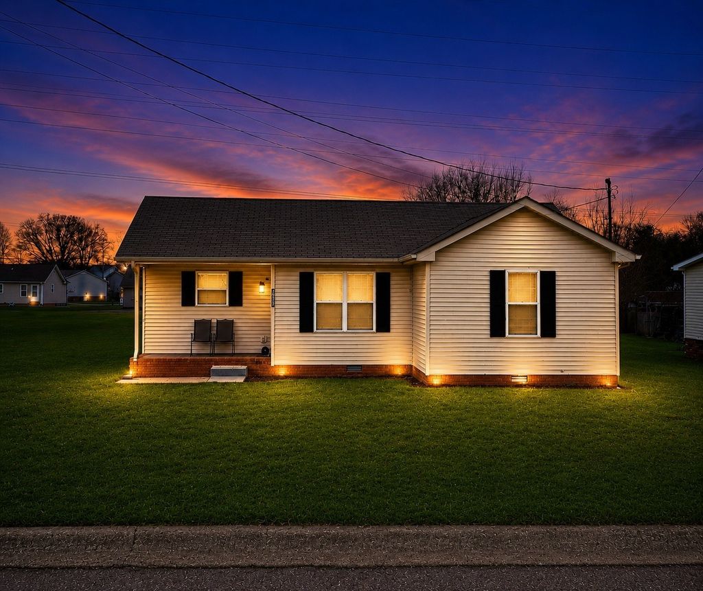 1977 Timberline Cir, Oak Grove