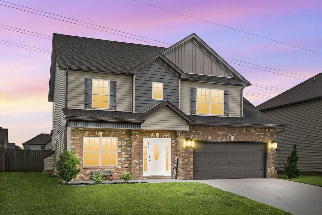 1381 Millet Dr, Clarksville