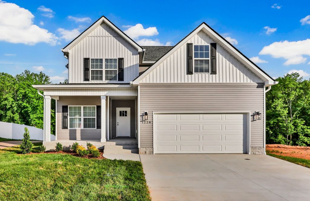 1232 Boulder Pass, Clarksville