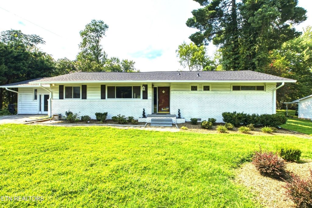 6919 Dorchester Drive, Knoxville