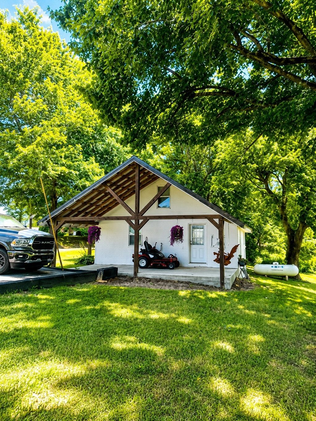 361 Hawkins Rd, Westmoreland