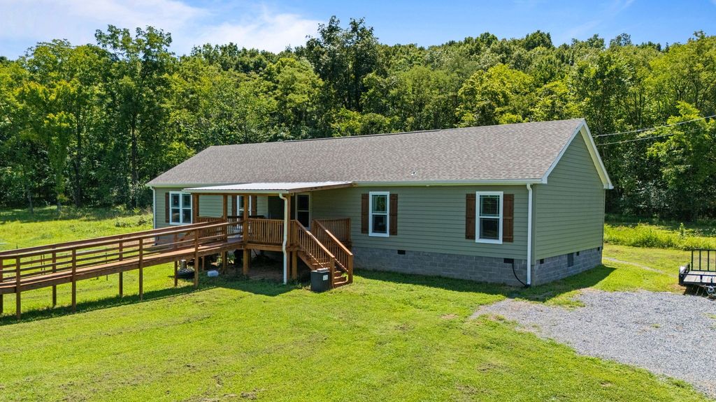 910 Woodmore Hollow Ln, Hartsville
