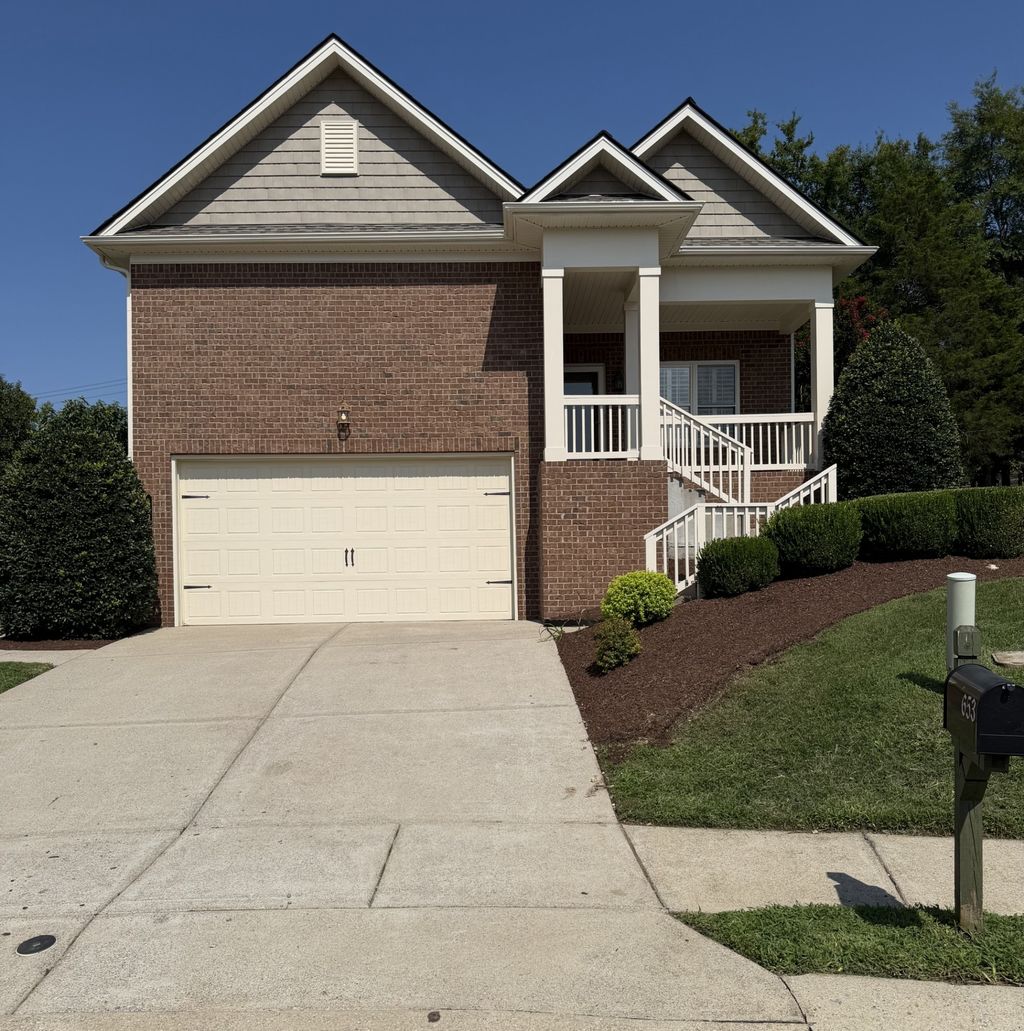 653 Nevins Pl, Nolensville
