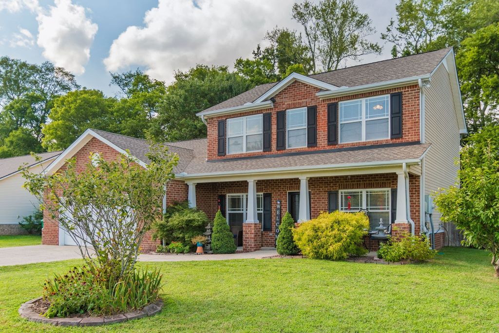 2030 Sparrow St, Spring Hill