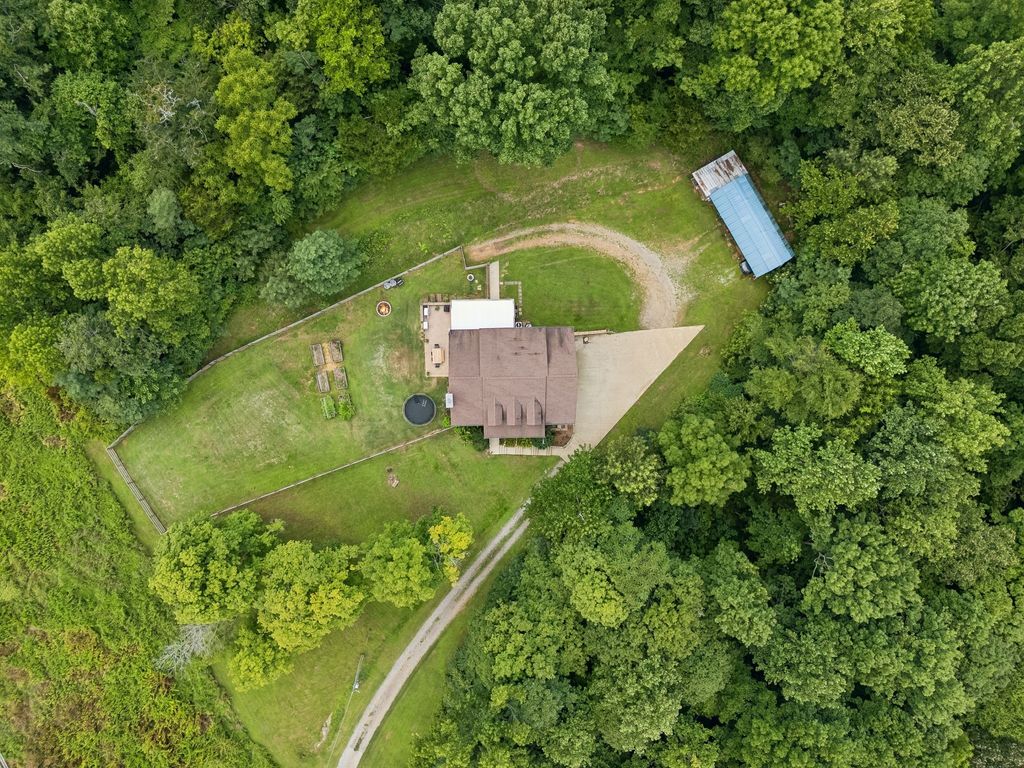 2060 Muddy Branch Rd, Clarksville