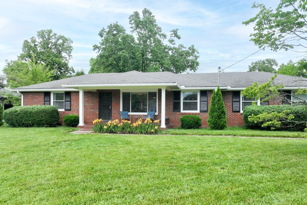 2922 Fernbrook Ln, Nashville