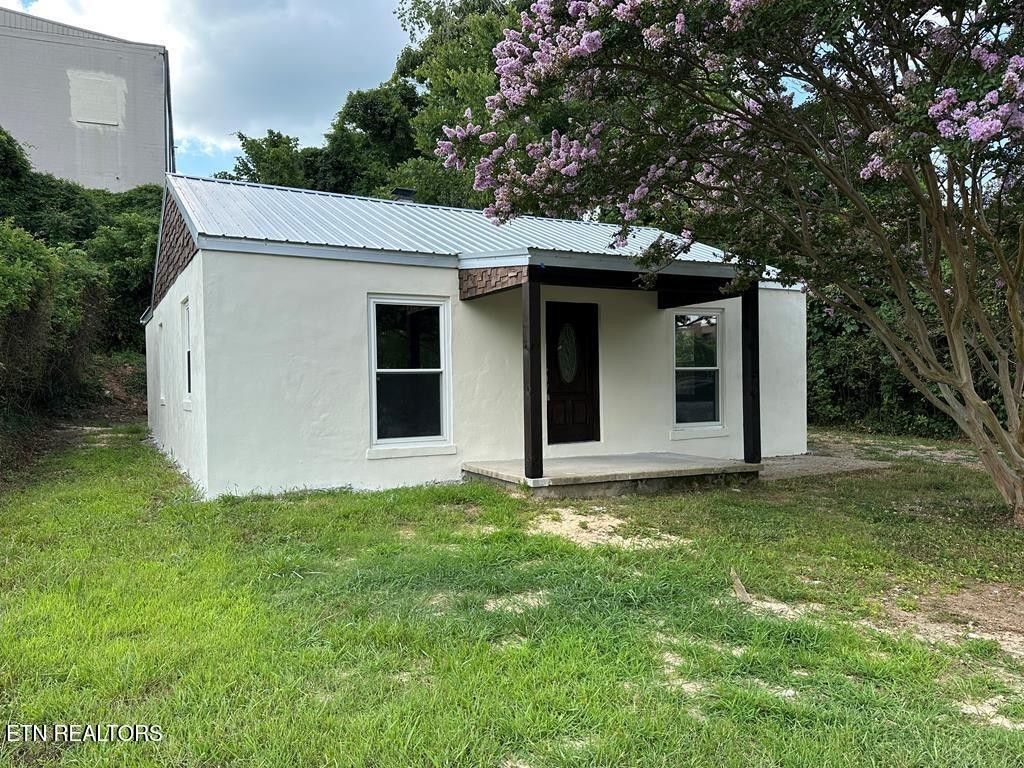 23 S Carter St, Sparta