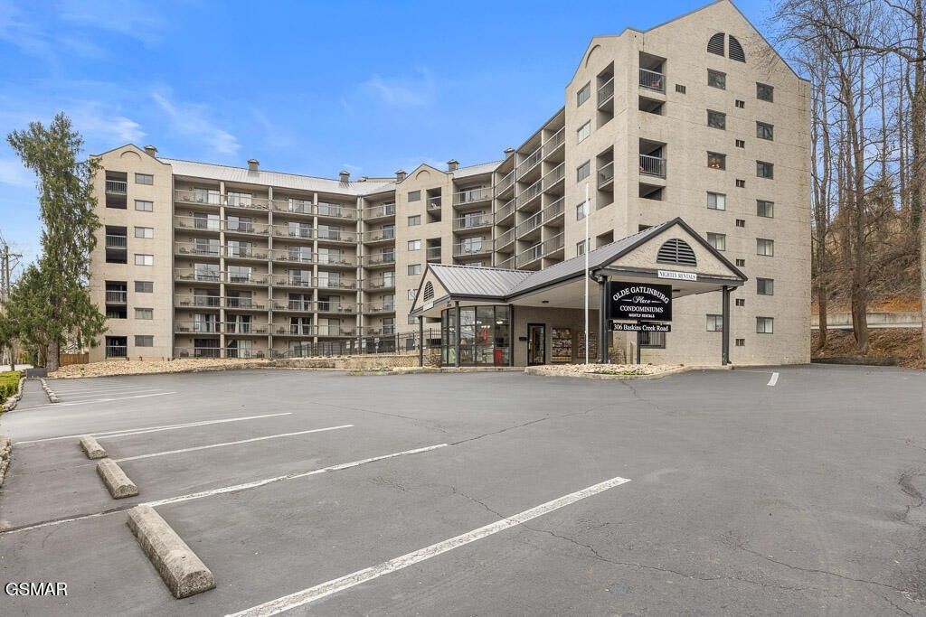 306 Baskins Creek Road 2a, Gatlinburg