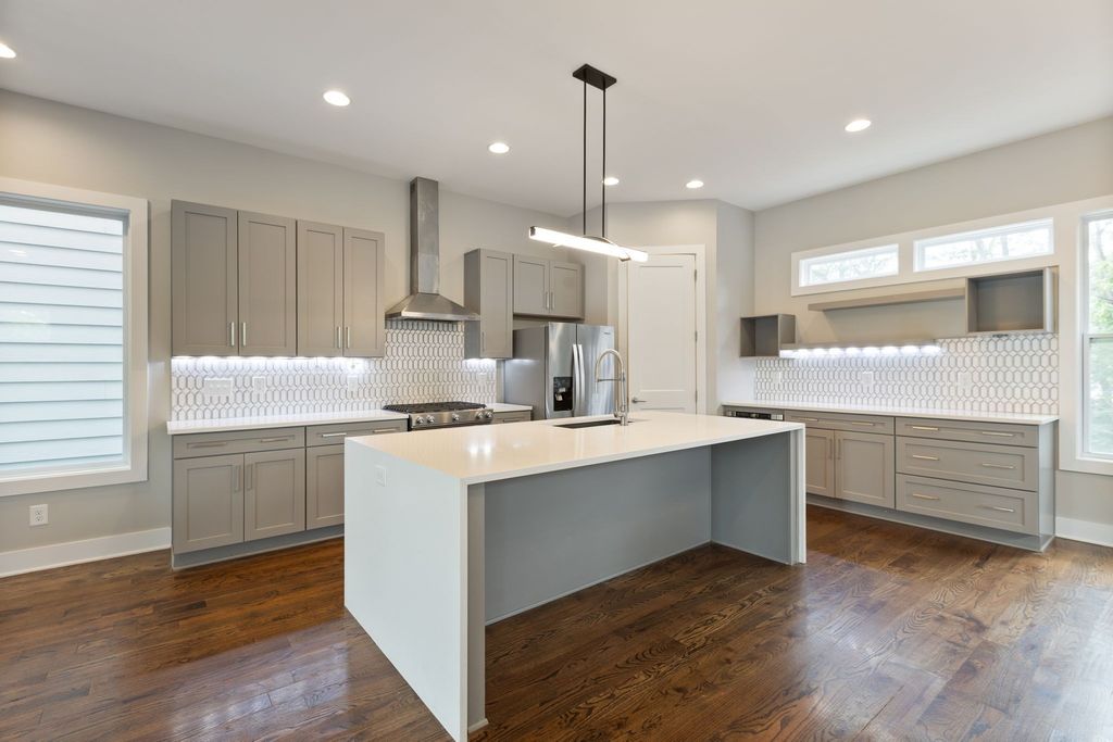 525b 31st Ave N, Nashville