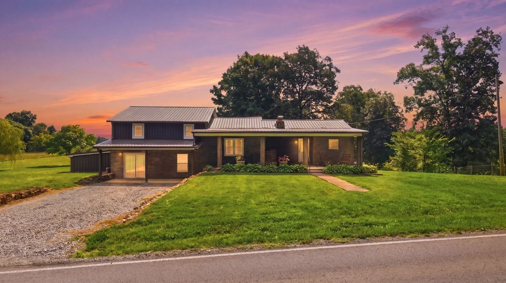 745 Lois Ridge Rd, Lynchburg