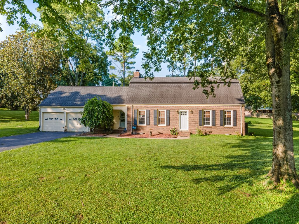 105 Cayce Valley Dr, Columbia