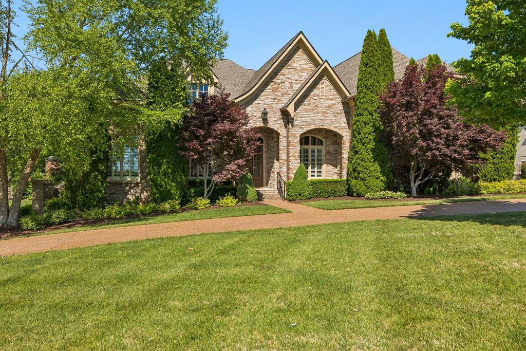 990 Still Forest Dr, Brentwood