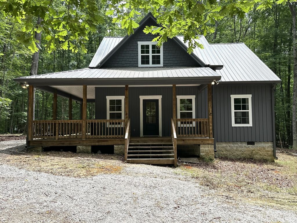 2220 Sarvisberry Pl, Monteagle