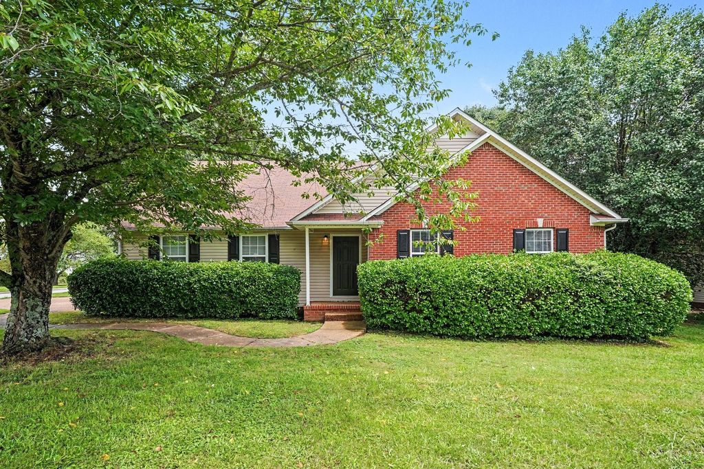 2033 Prescott Way, Spring Hill