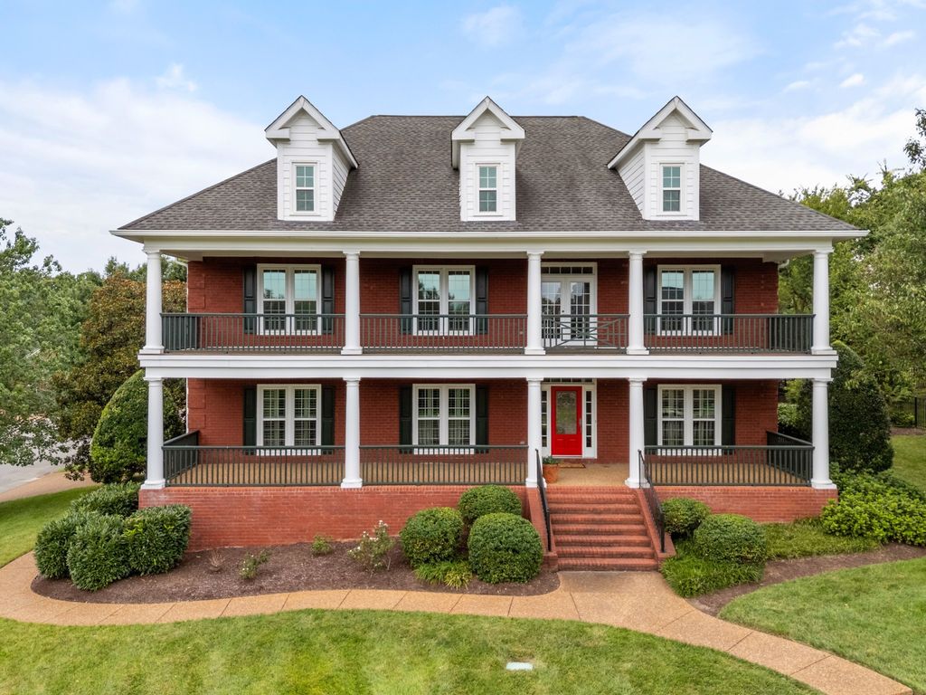 310 Fountainbrooke Dr, Brentwood