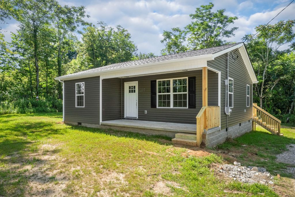 6210 Crossville Highway, Sparta