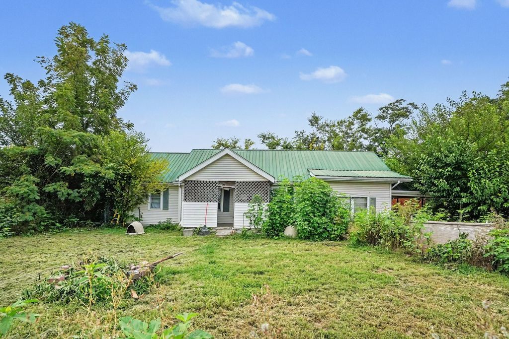 9105 Old Highway 52, Westmoreland