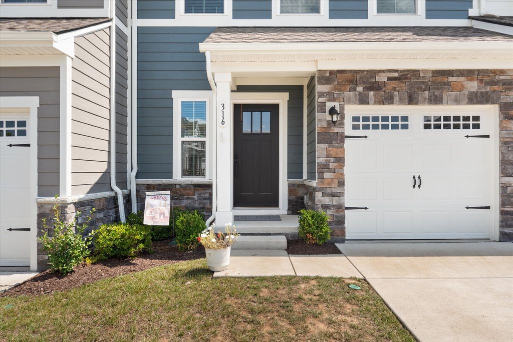 316 Tompkins Lane, Gallatin