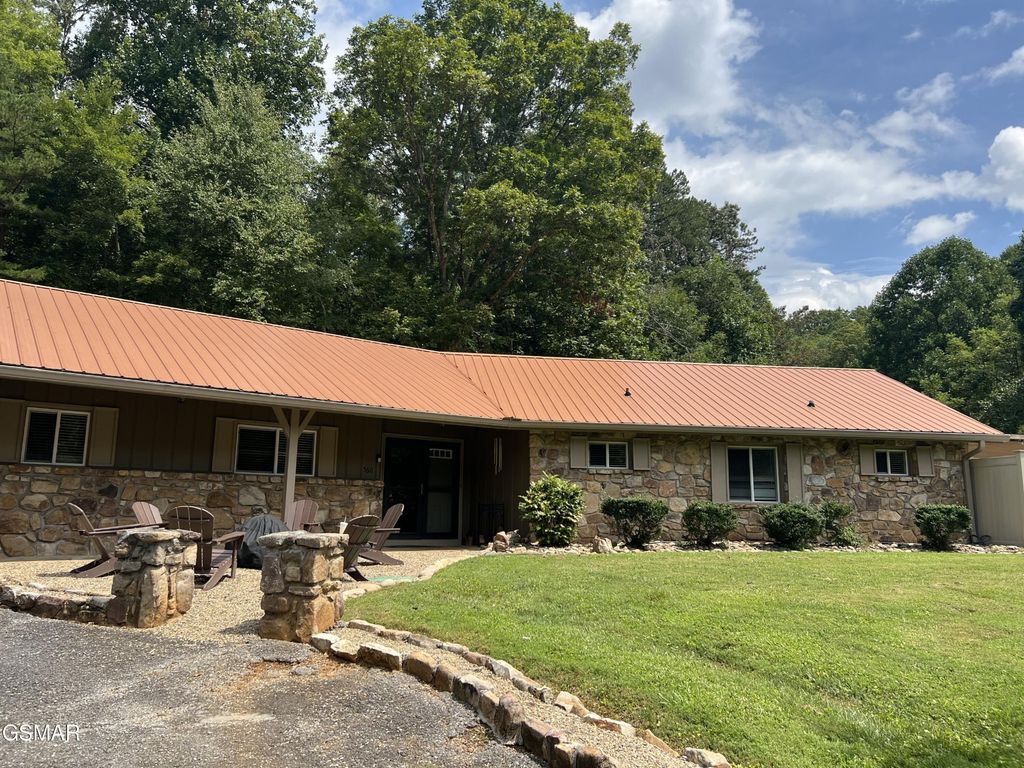 560 Buckhorn Road, Gatlinburg