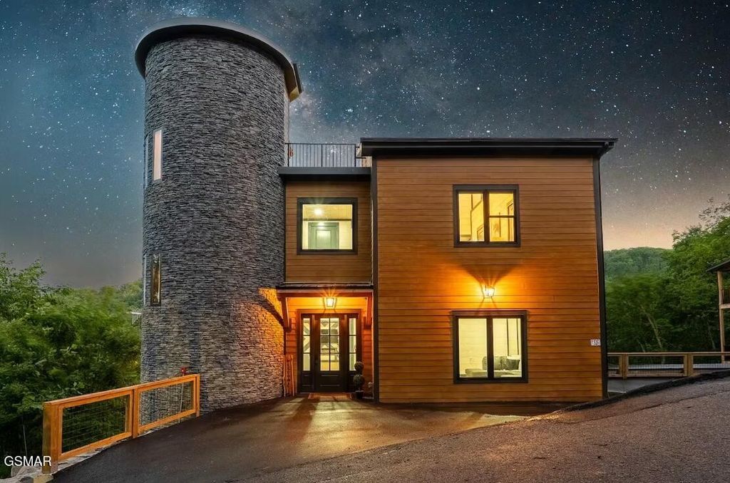 1257 Bavarian Way, Gatlinburg