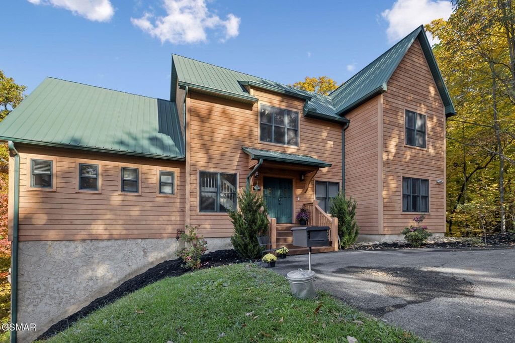 3715 Cinnamon Way, Sevierville