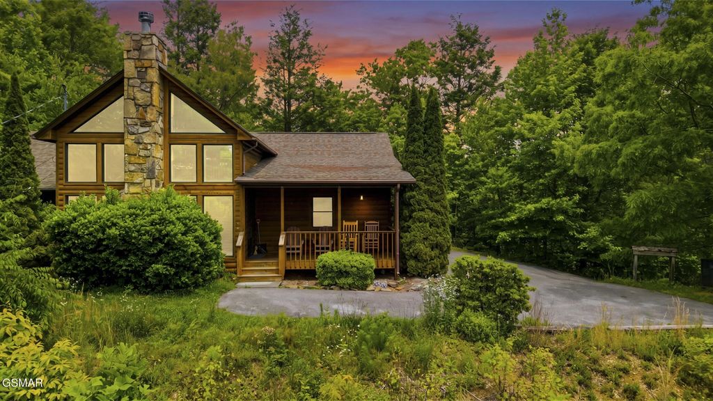 817 Sunshine Trail, Gatlinburg